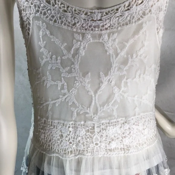 SKIES ARE BLUE WOMENS WHITE LACE & CROCHETED TOP S - Picture 8 of 13